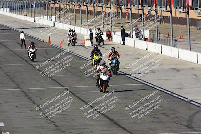 media/Jan-21-2023-Fastrack Riders (Sat) [[fcf3f88a30]]/Level 1-RDS/Session 1 Nascar 1/